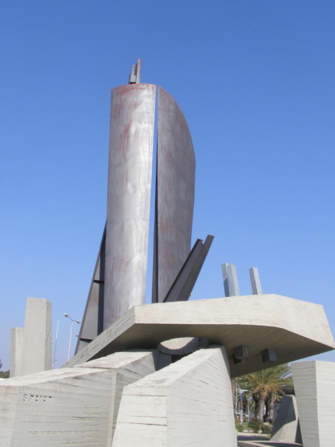 אנדרטת חטיבה 8 - נמל התעופה בן-גוריון