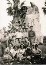 בחולדה, במסע של חברי ההגנה בני ראשון לציון